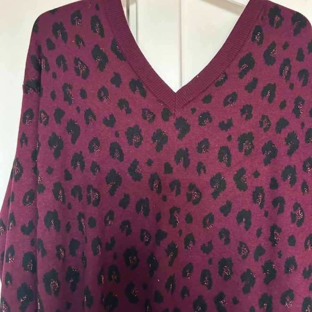 Burgundy leopard jumper